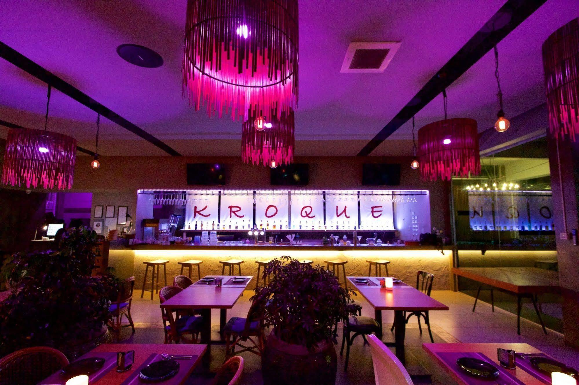 Kroque Boutique & Bistro Ang Sila Zewnętrze zdjęcie